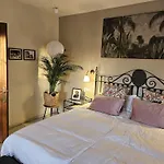 Villa 7 Bedrooms Marbella