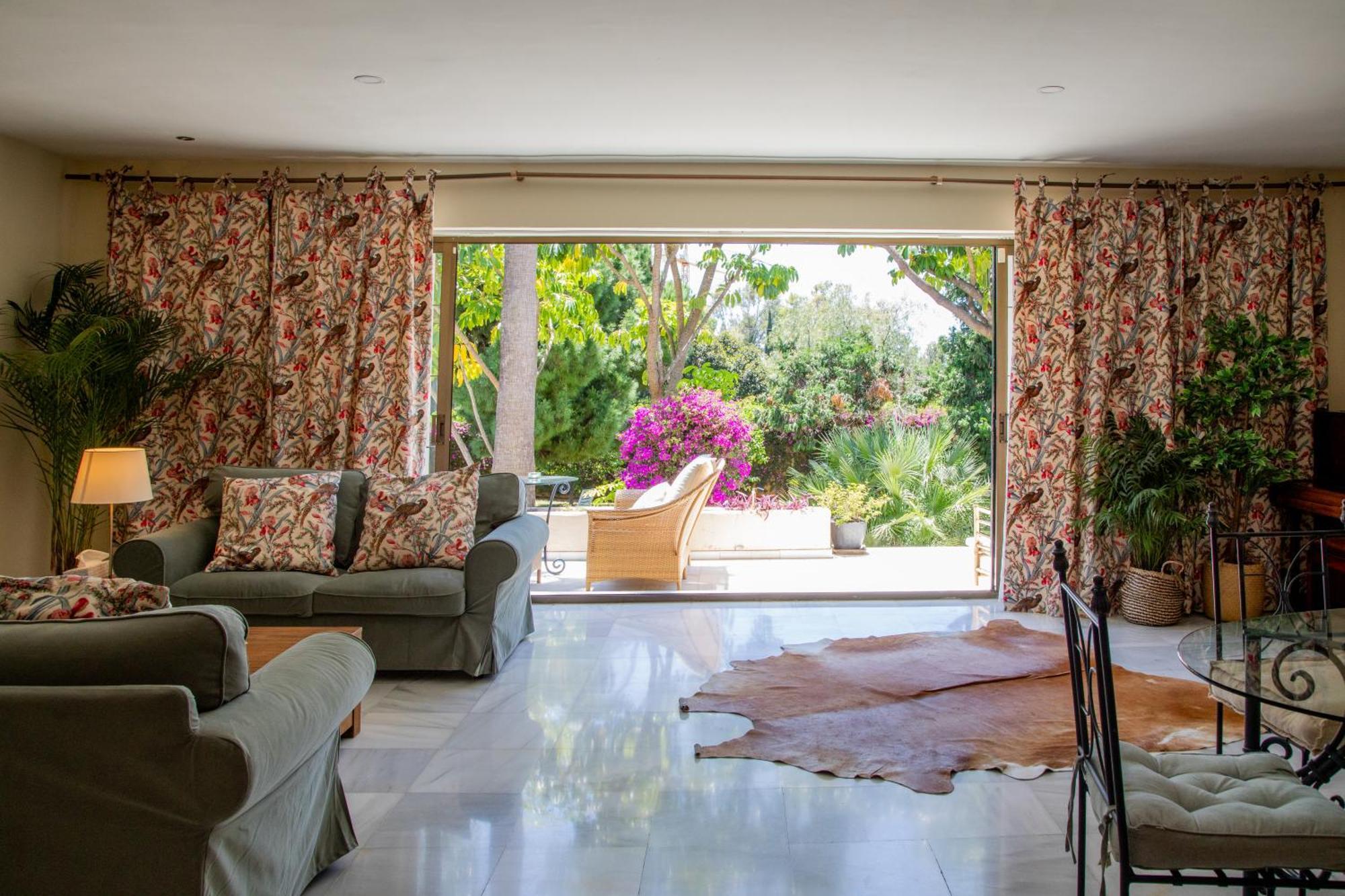 7 Bedrooms * Marbella
