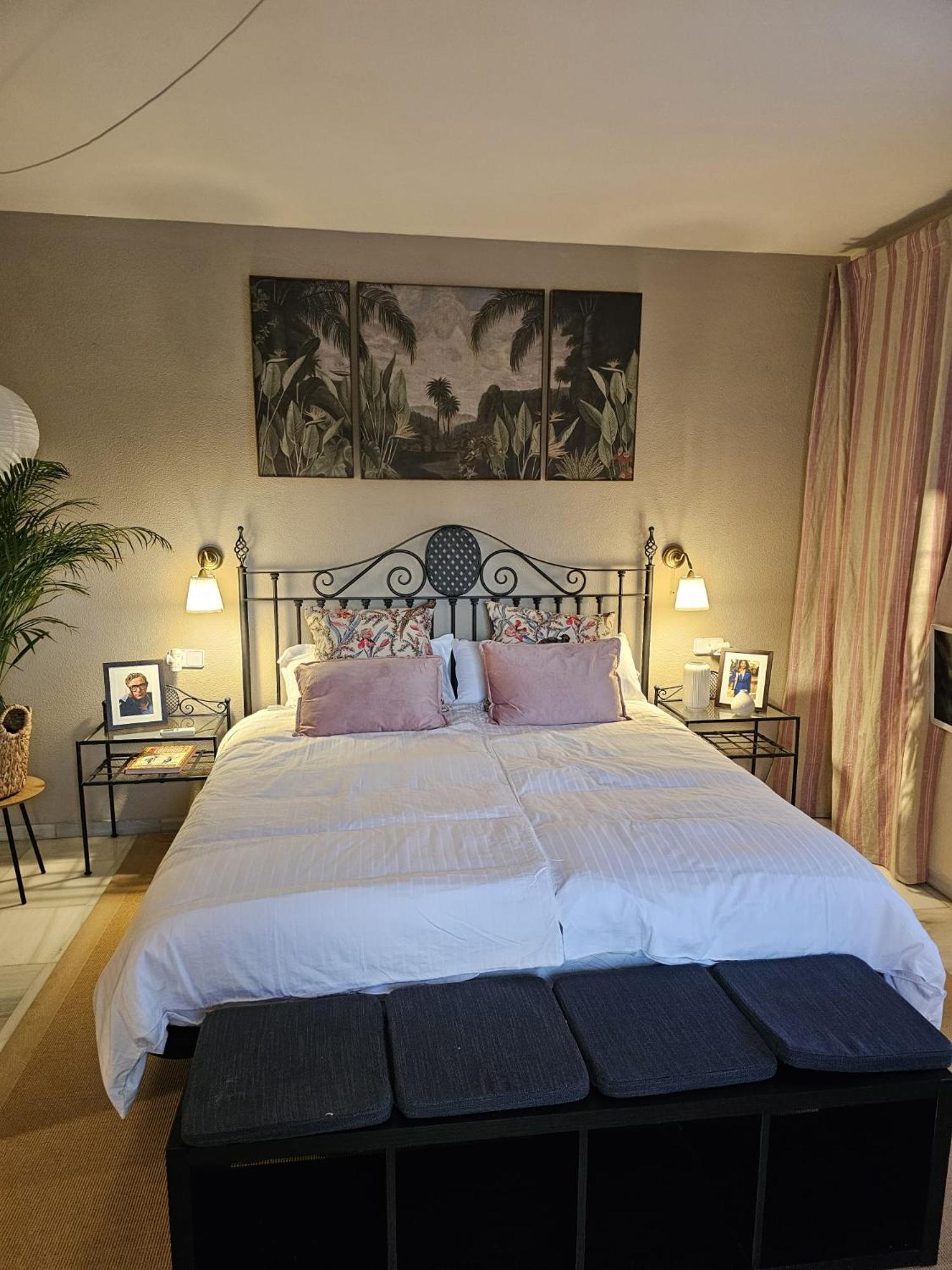 7 Bedrooms Marbella